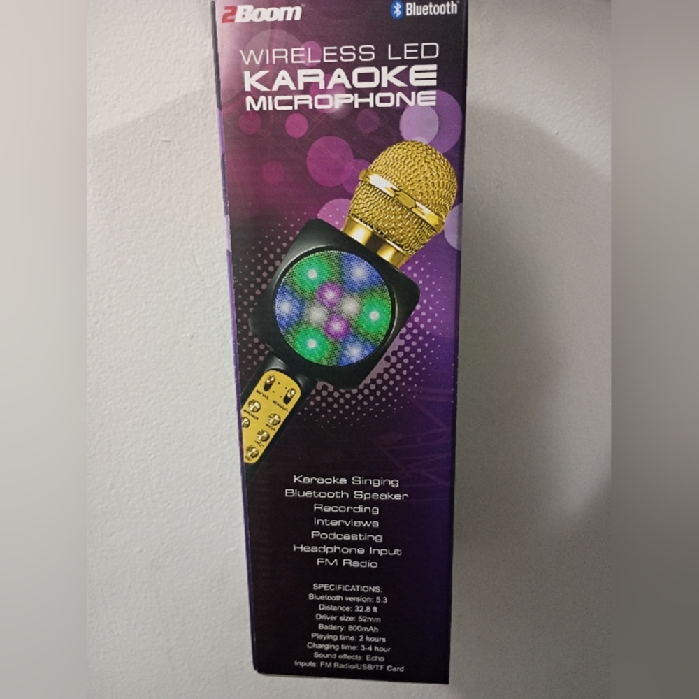 2Boom Wireless LED Karaoke Microphone Color Gold, FM Radio, Echo Effect - Picture 4 of 5